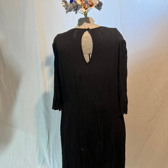 Black Embroidered Tunic Dress - Picture 4 of 5